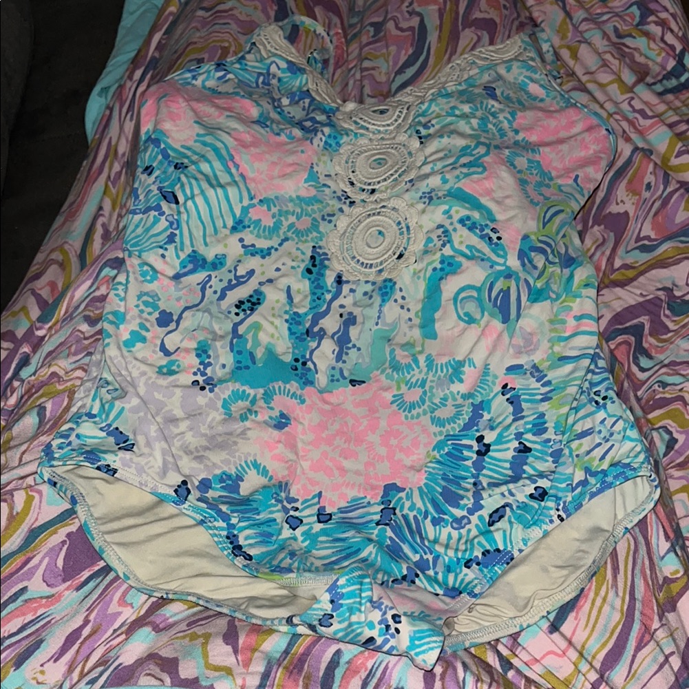 B45 Lilly Pulitzer 12y Floral/Bright 1pc Swim; See All Pics (Pilling)
